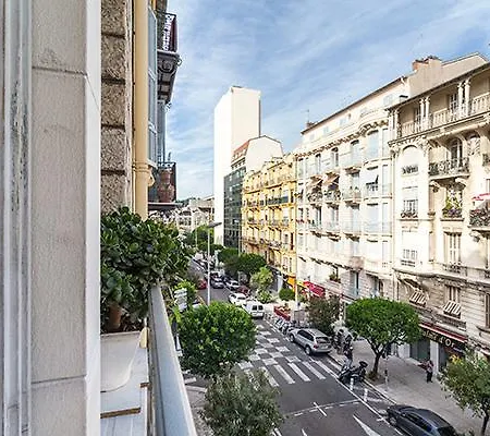 Au Centre De Apartment